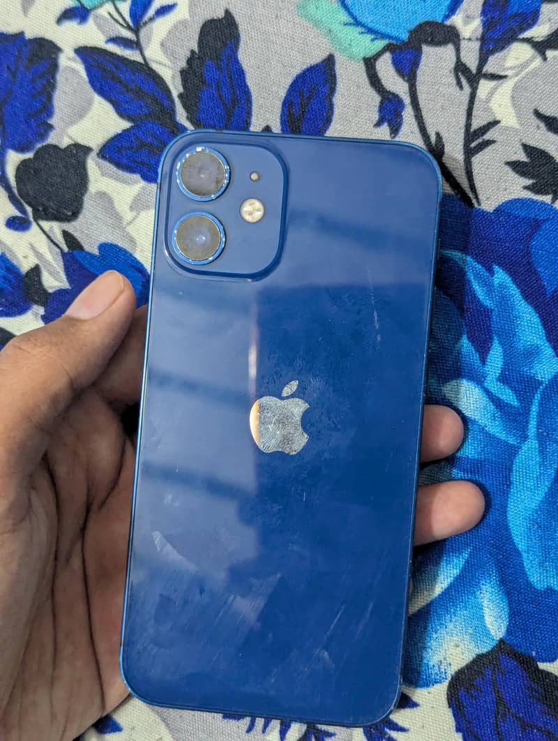 Apple iPhone 12 mini 7