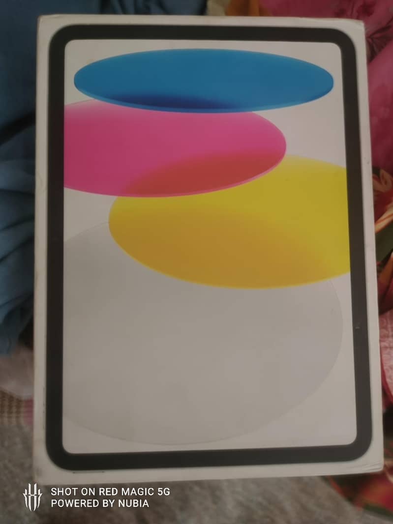 ipad 10th generation with box 3