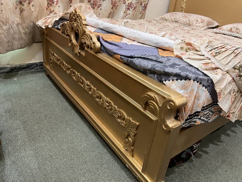 Wooden Bed with Almari, dressing table, main table and 2 side 1