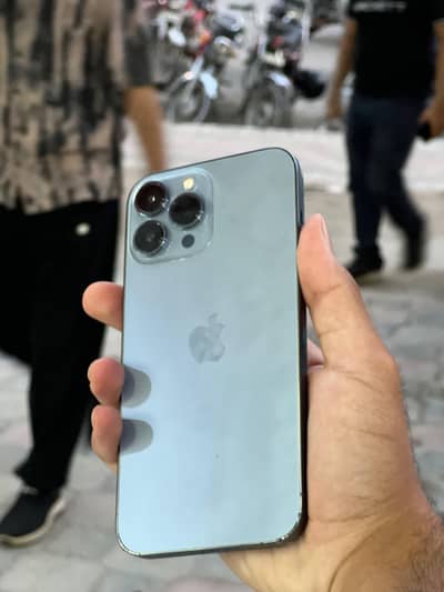 Apple iPhone 13 Pro Max