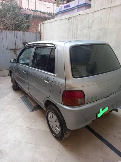 Daihatsu Cuore 2011