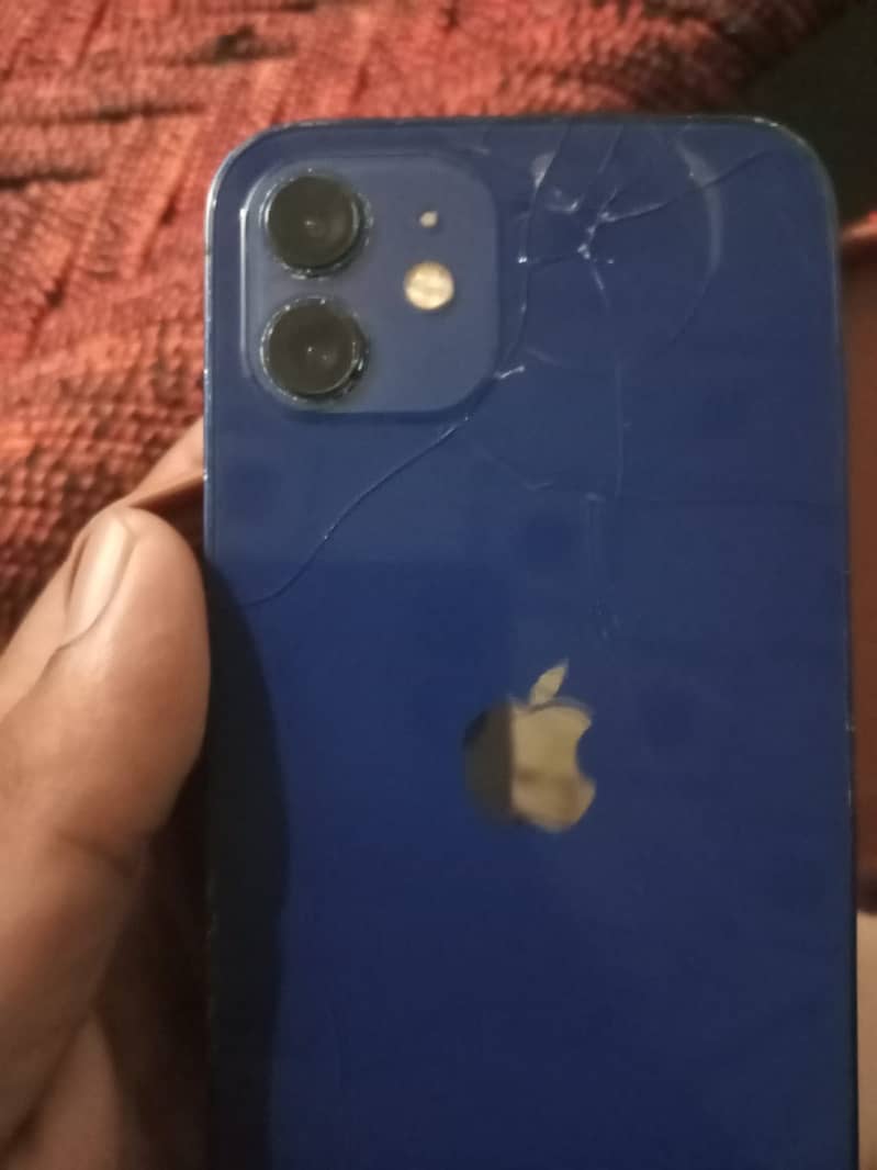 iPhone 12 3