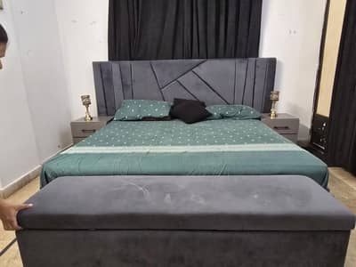 Bedroom Set with dressing