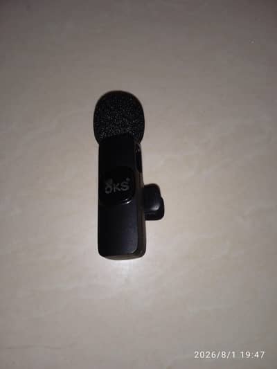 K8 wireless microphone. Company name-OKS.