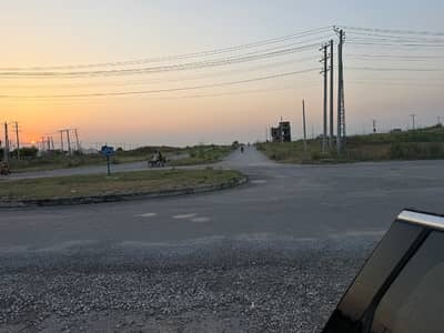 Available plot I-15/3. Beautiful location