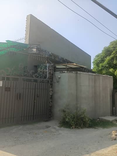 Dhai kanal commerical building for rent
