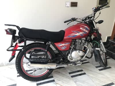 Suzuki GS-150 SE