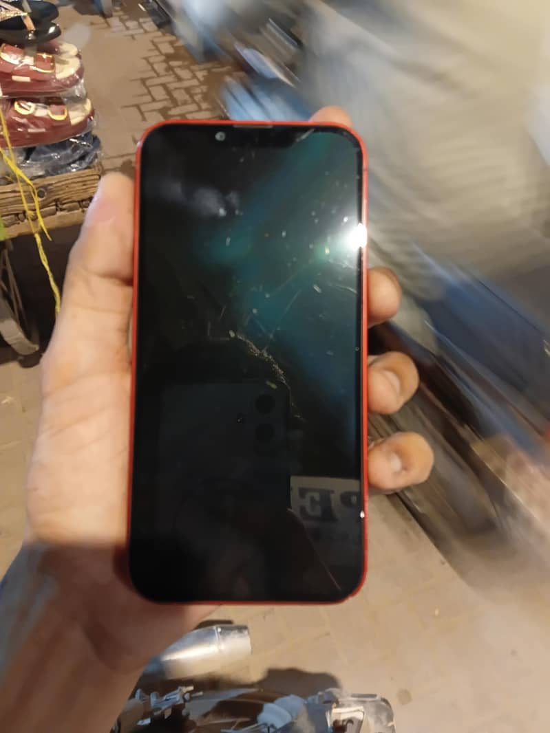 Apple iPhone 13 2