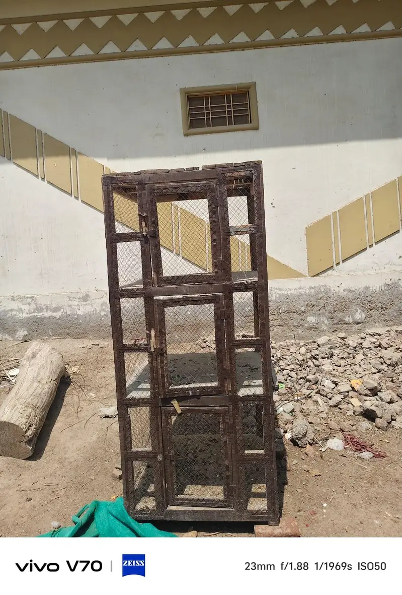 Hens Cage For Sale — photo 2