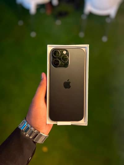 Apple iPhone 16 Pro Max