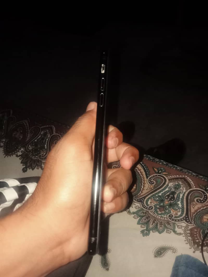 Apple iPhone 7 Plus 4