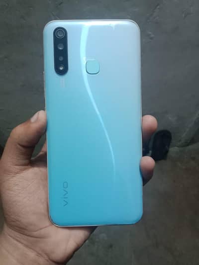 Model vivo y 19 all over condition is ok 8 256 ha bilkul ok