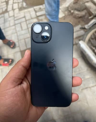 Apple iPhone 13