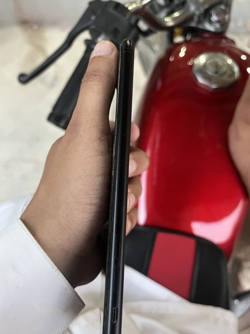 Apple iPhone 7 Plus 3