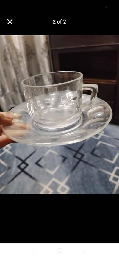 cups saucers