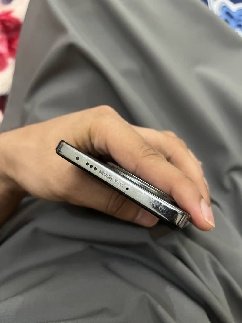 Tecno CAMON 30 1