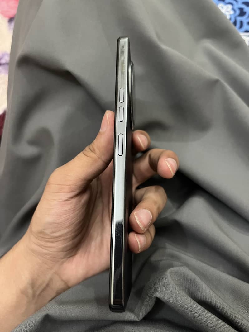 Tecno CAMON 30 4