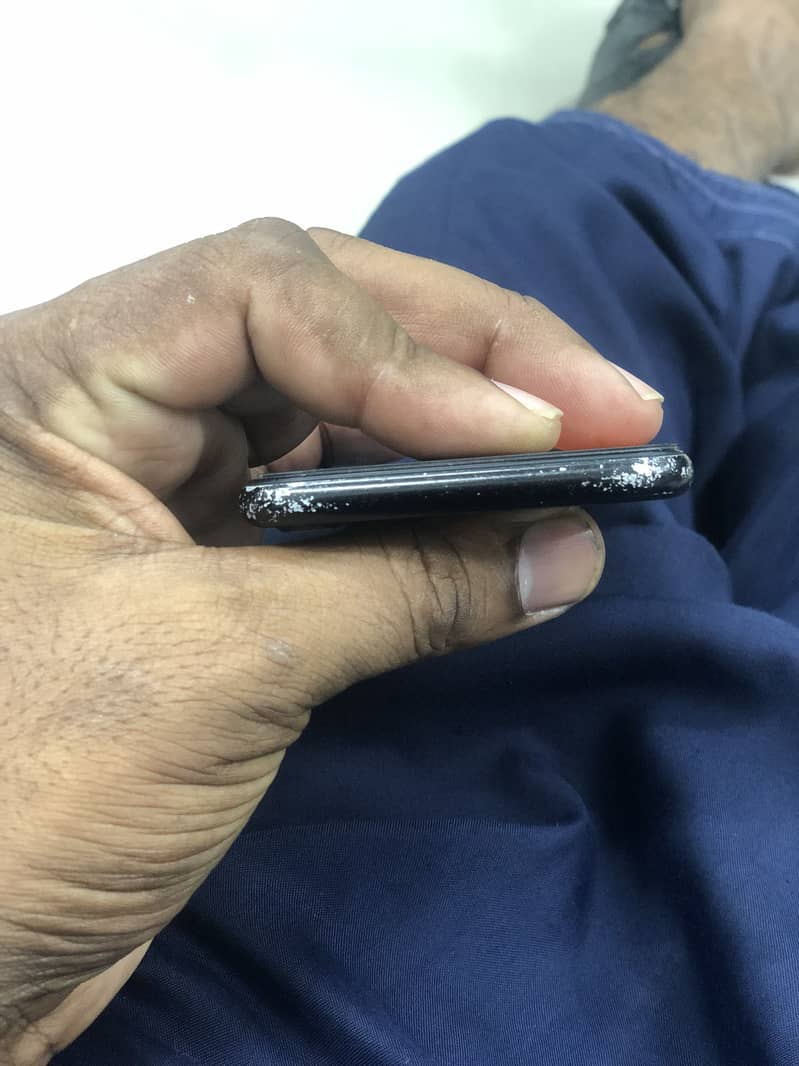 Apple iPhone 7 3