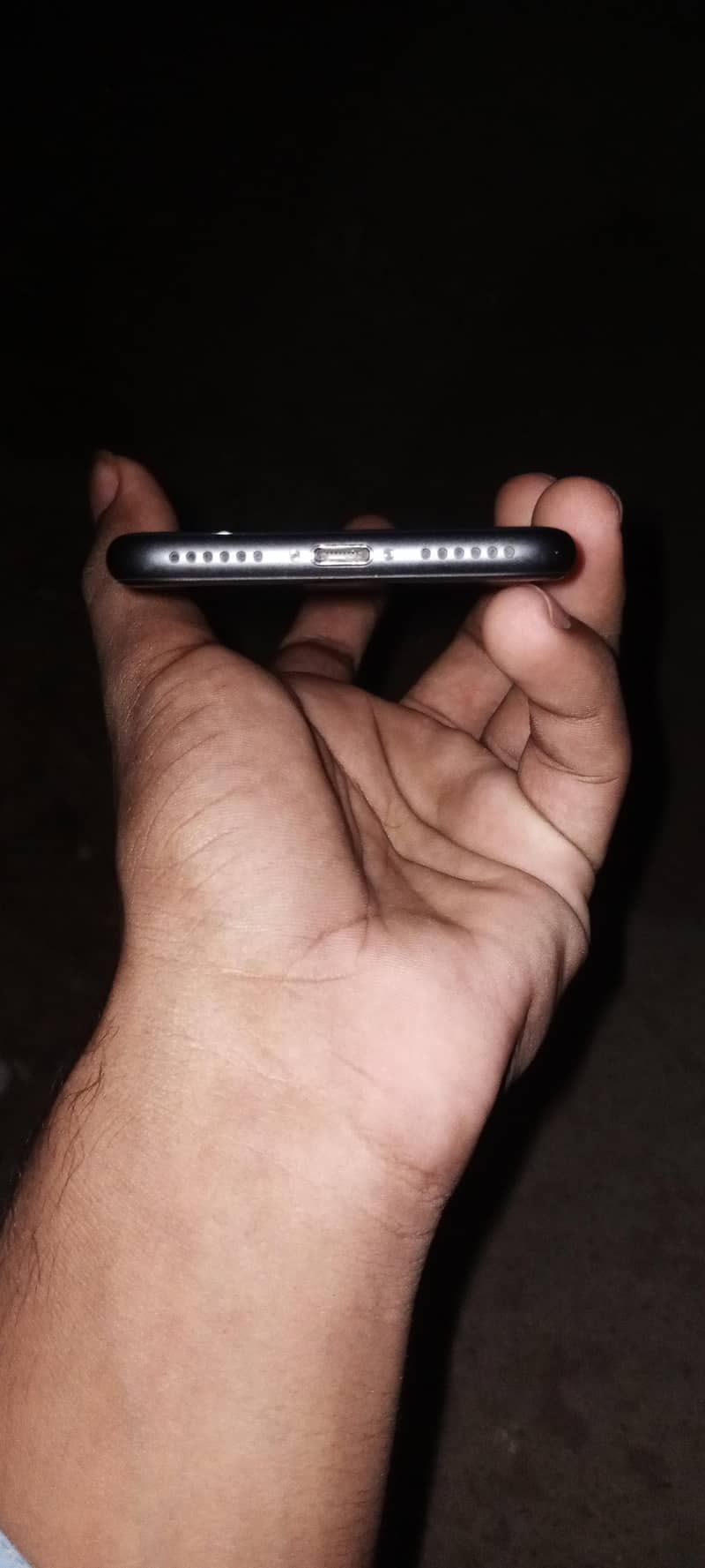 Apple iPhone 8 3