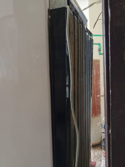Condition 8/10 cooling best  interested plz contact 03003567922