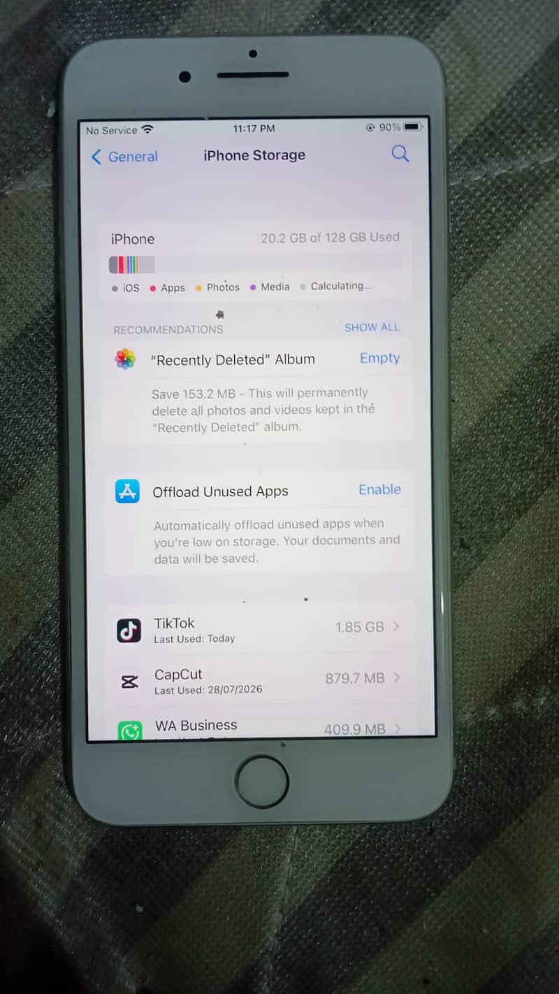 Apple iPhone 7 Plus 5
