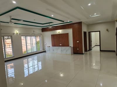 1 Kanal (1st Floor) Available for Rent in Dha-5, Islamabad