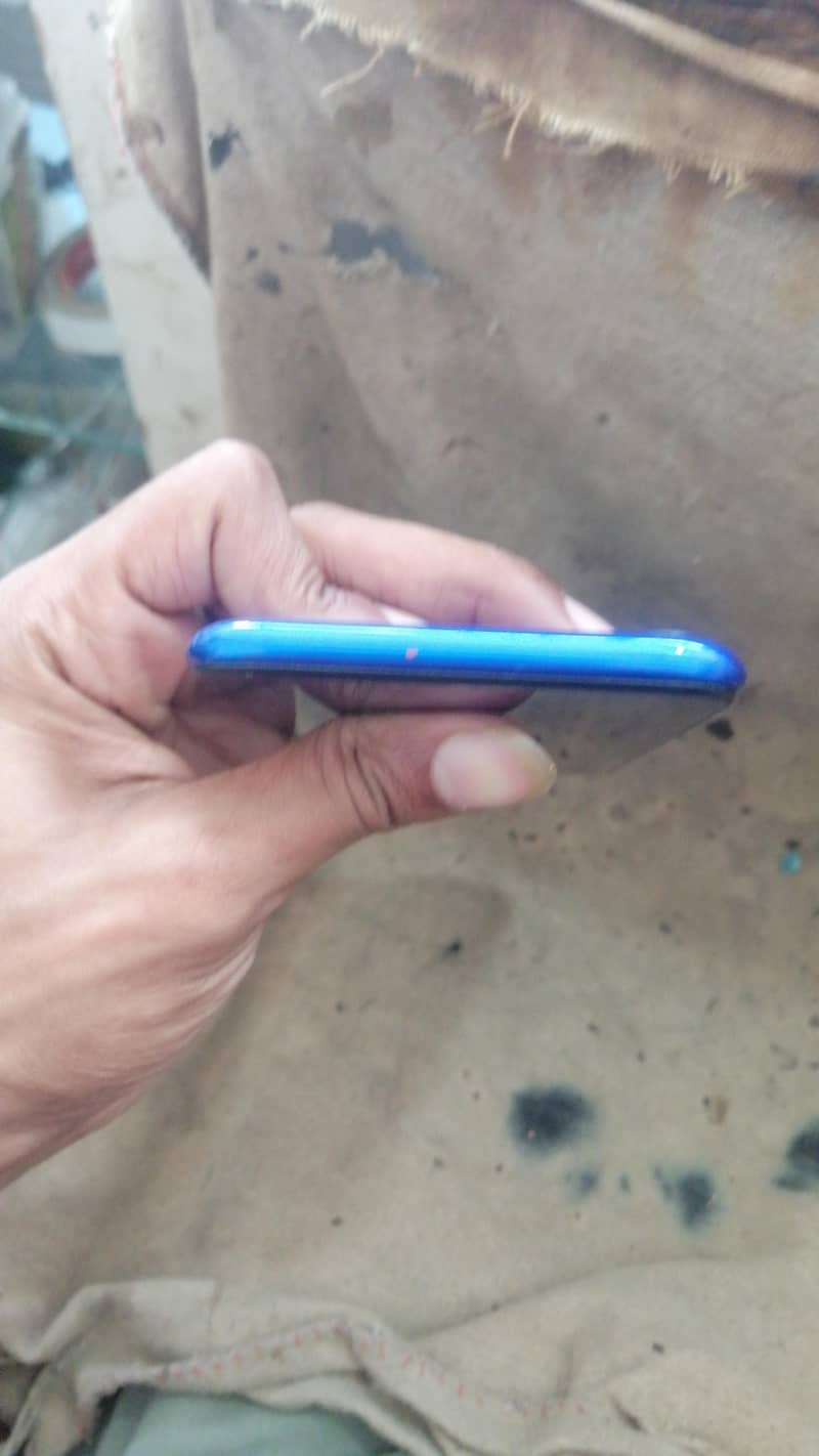 Tecno Spark 4 4