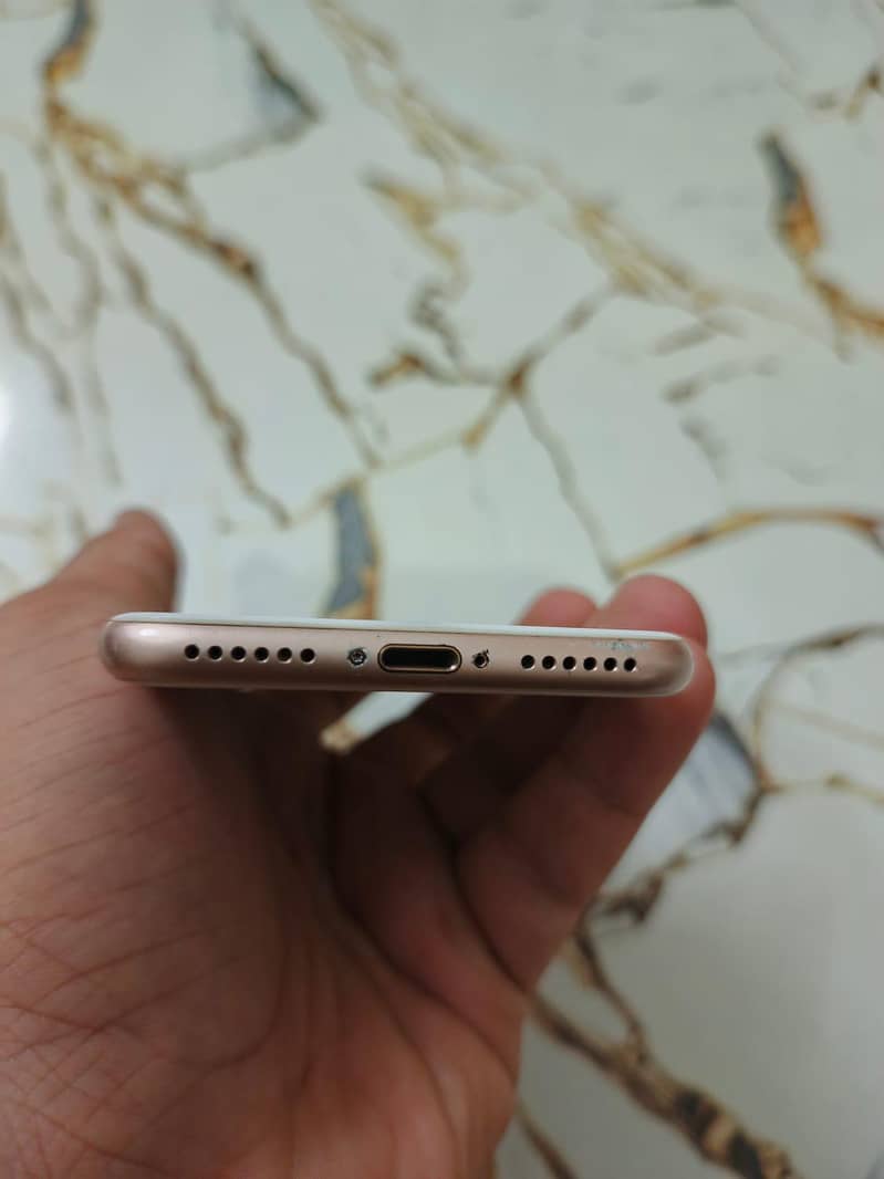 Apple iPhone 8 2
