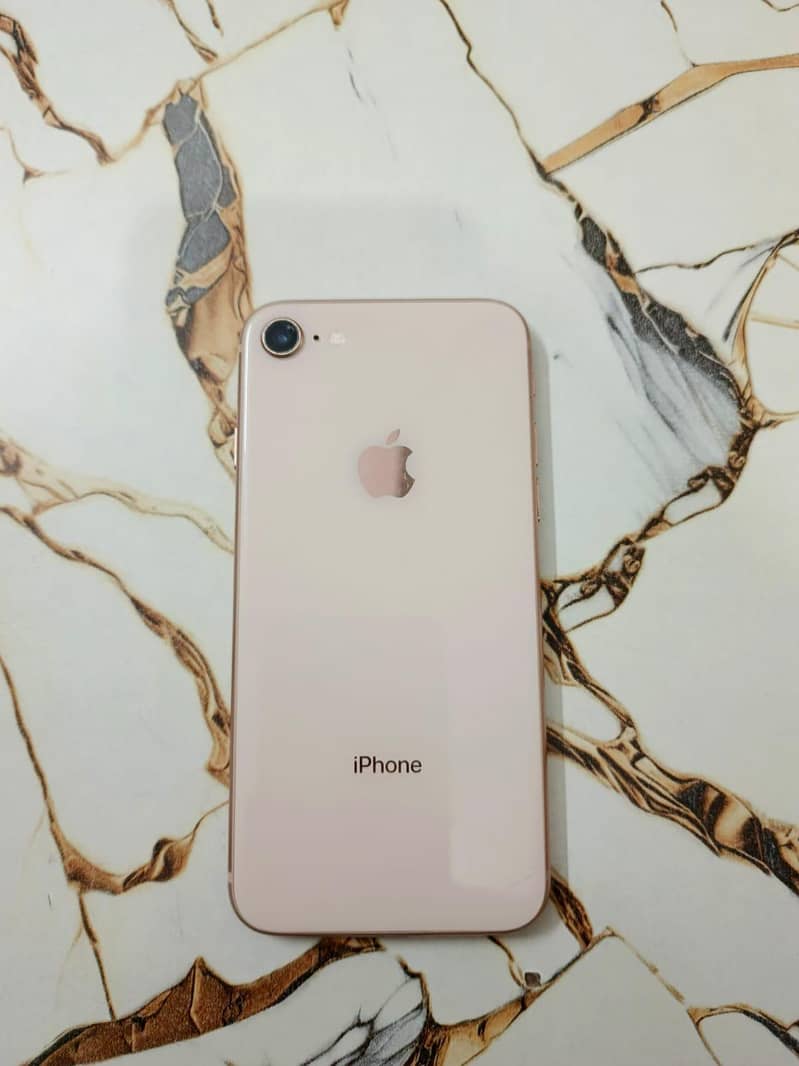 Apple iPhone 8 3