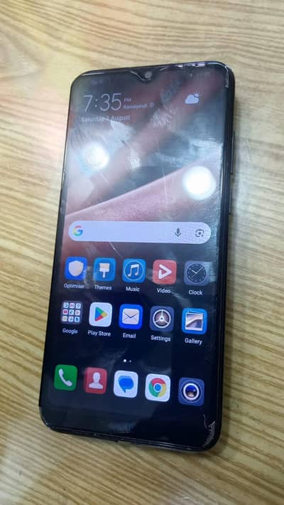 Huawei Y6 official pta provid 2:32 urgent sale 03418889374
