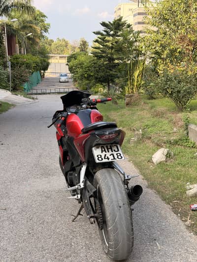 Yamaha R3 400cc Dual Cylinder