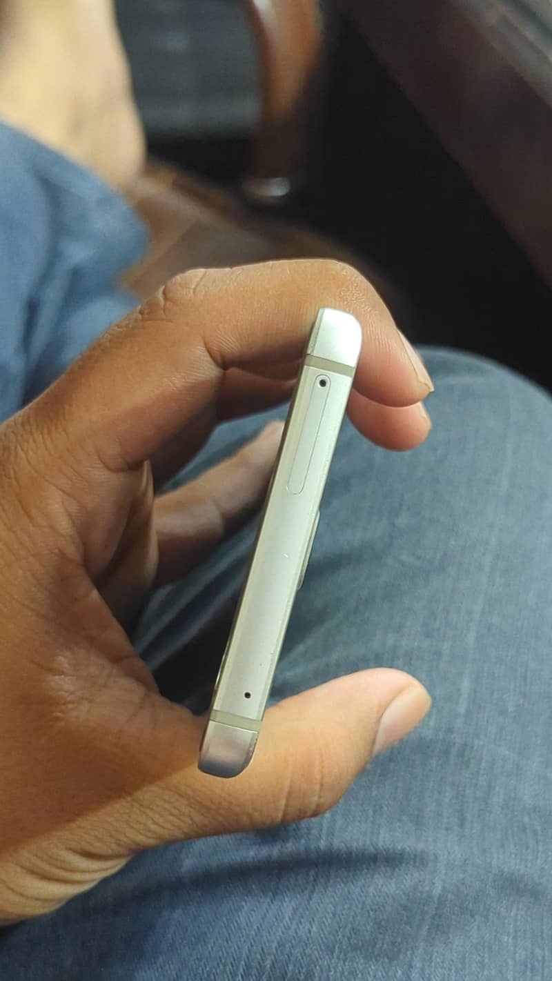 Samsung Mobile Note5 4