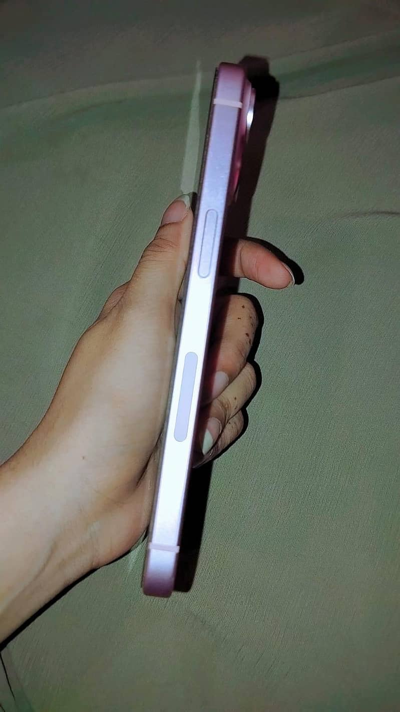 Apple iPhone 15 3