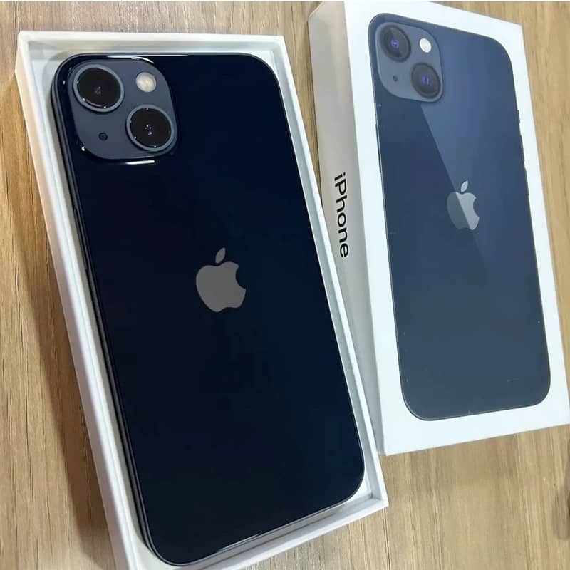 Apple iPhone 13 0