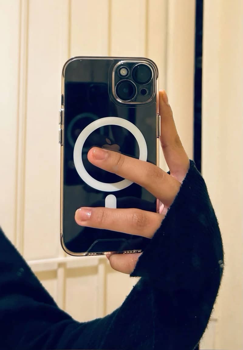Apple iPhone 13 1