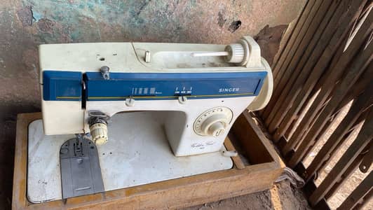 Singer 963 Sewing Machine | Good Condition | Without Motor