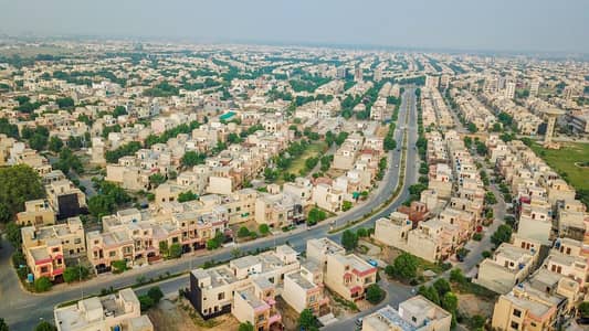 Hot Location'' *10 Marla* Prime Location Plot For Sale In Sector F Bahria Town