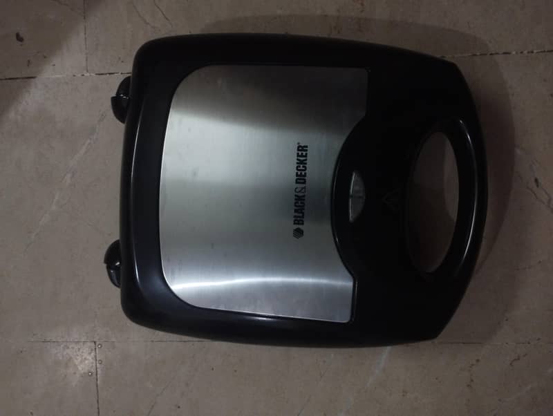 SANDWICH MAKER 1