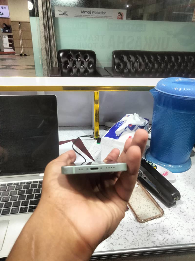 Apple iPhone 12 mini 1
