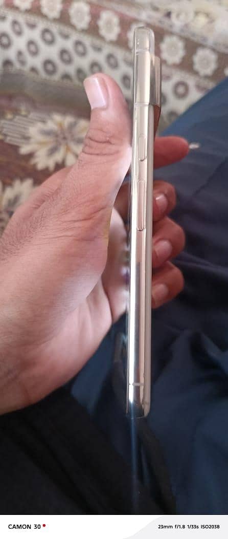 Google pixel 8 pro 4