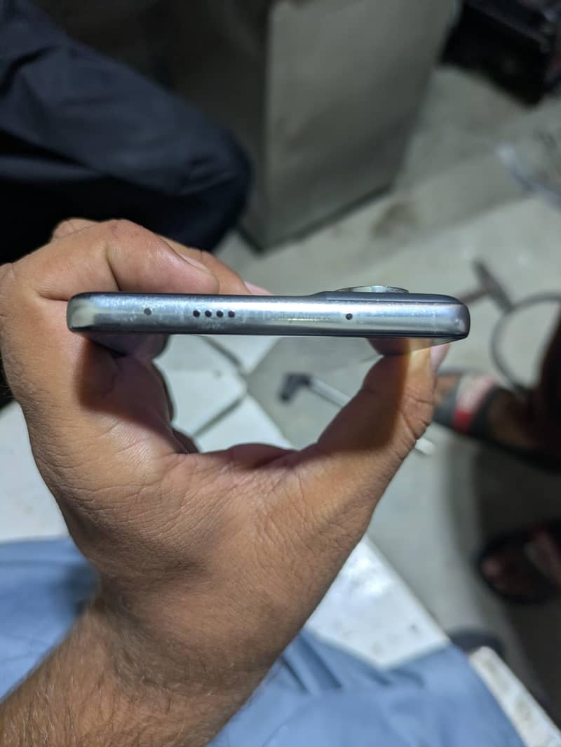 Tecno CAMON 40 1