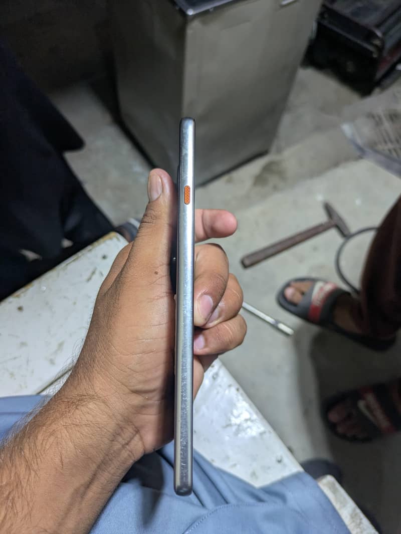 Tecno CAMON 40 2
