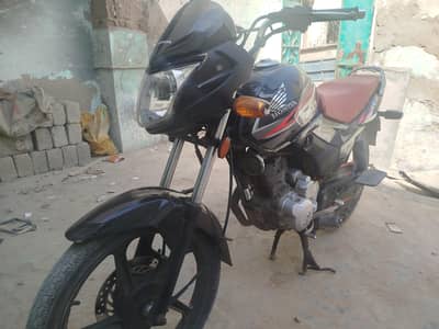 HONDA CB125F