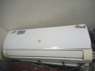 I want to sale my 1 ton d. c inverter