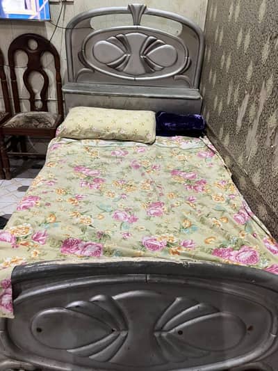 Single bed