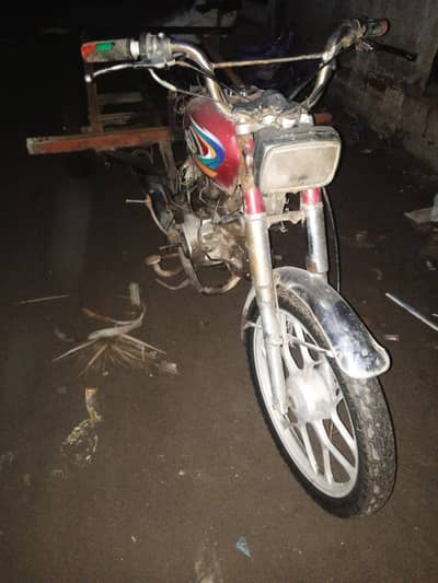 united 100 CC loder farem 6x4. call- 03178591920