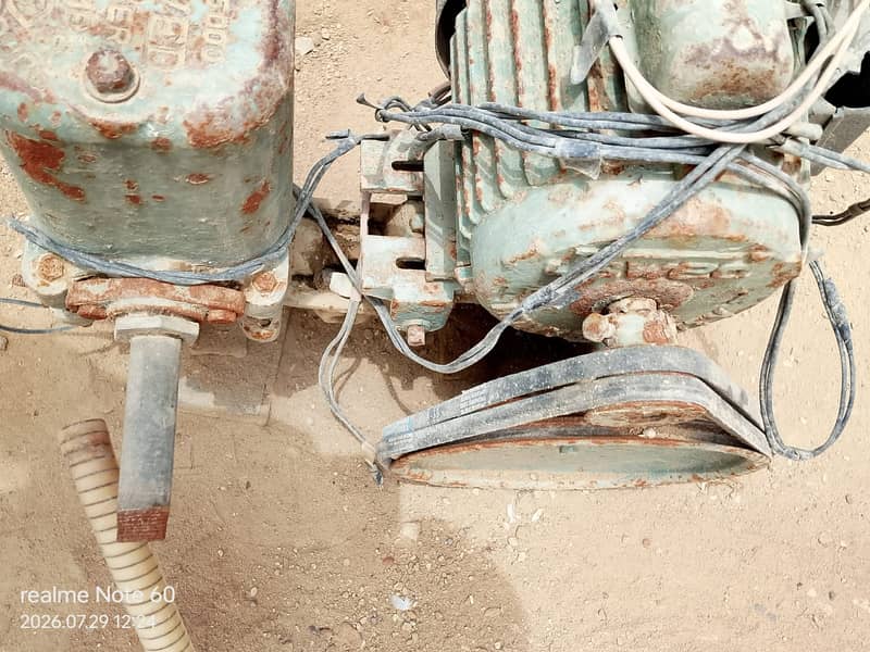 Jawed pumps 1