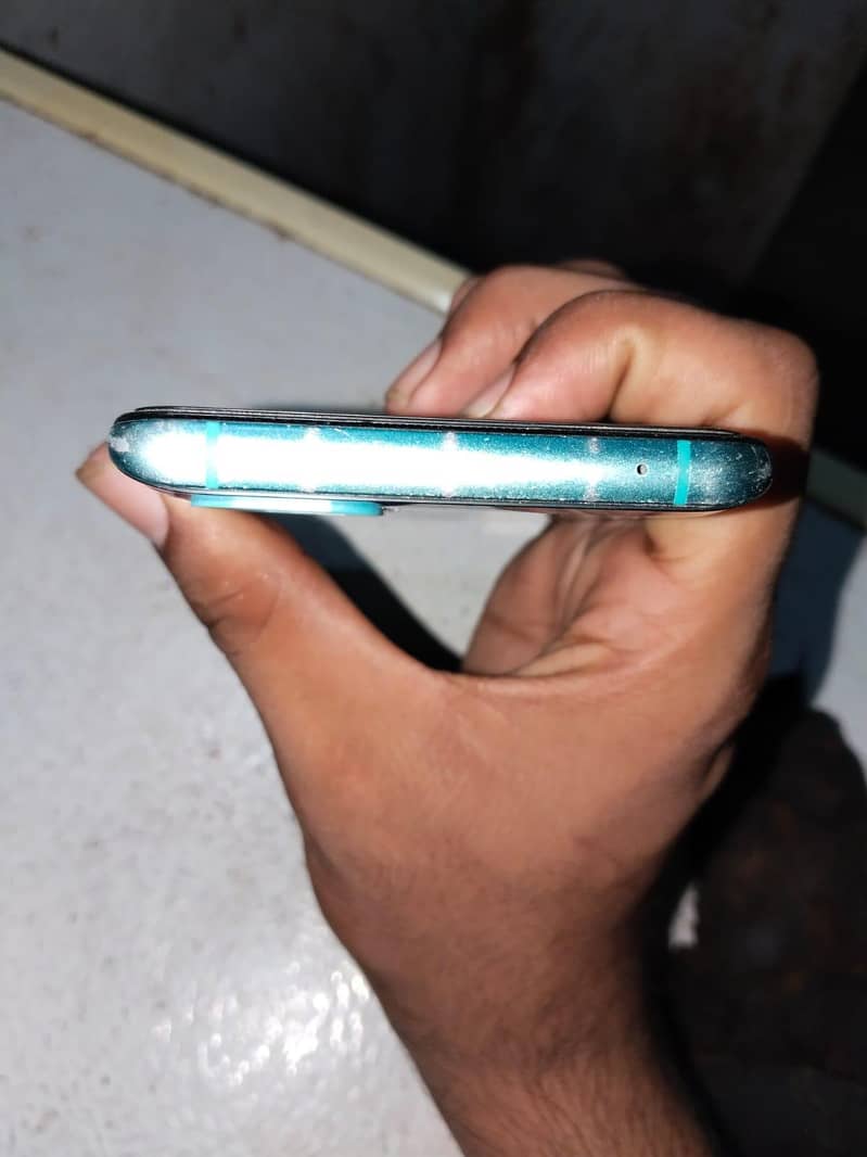 One Plus 8T 4