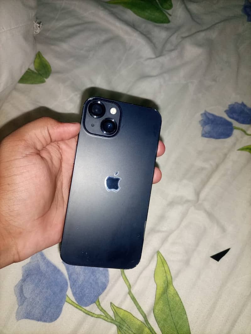 Apple iPhone 13 0