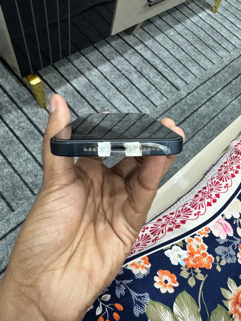 Apple iPhone 14 0
